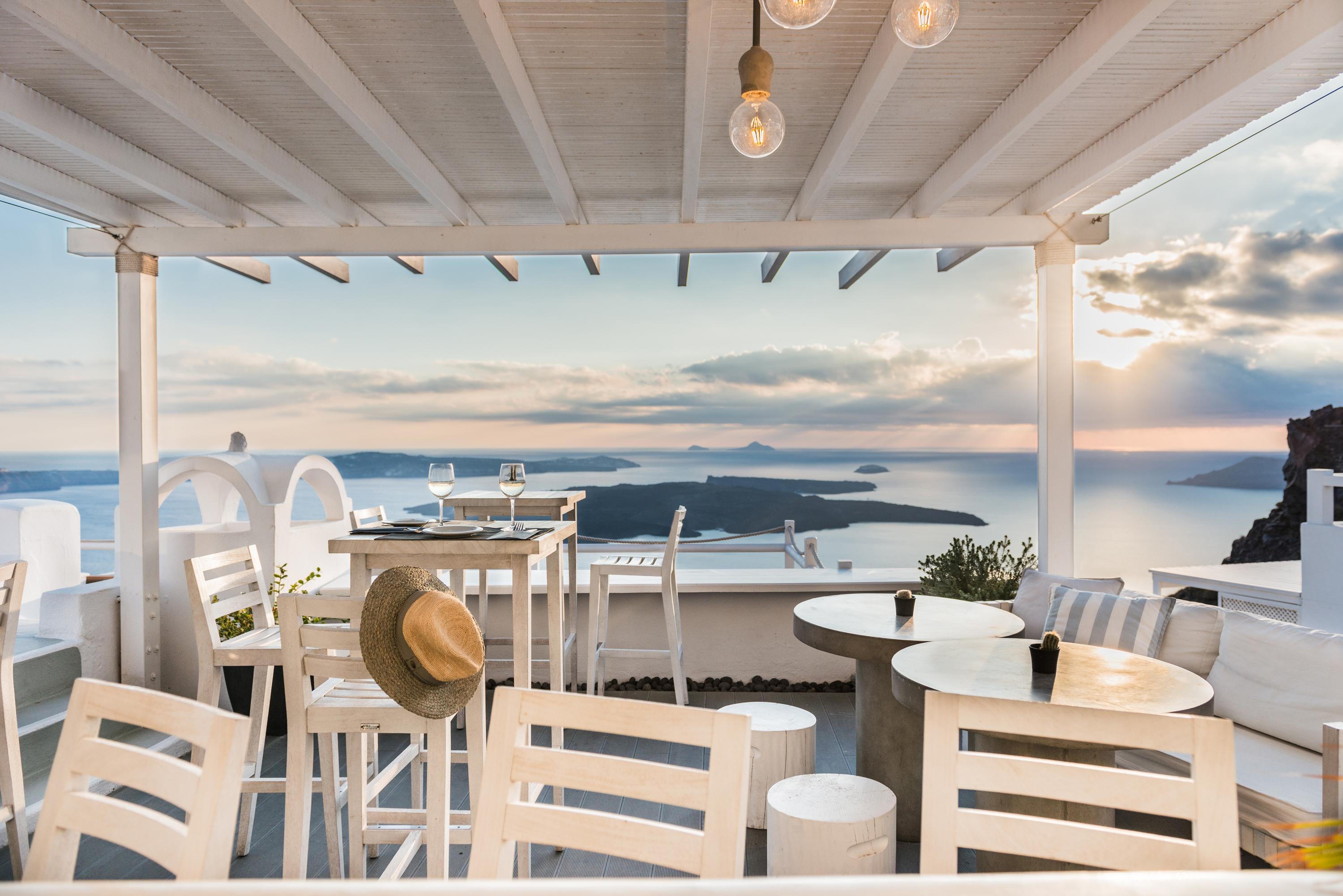 On The Rocks - Small Luxury Hotels Of The World (Adults Only) Imerovigli  Zewnętrze zdjęcie