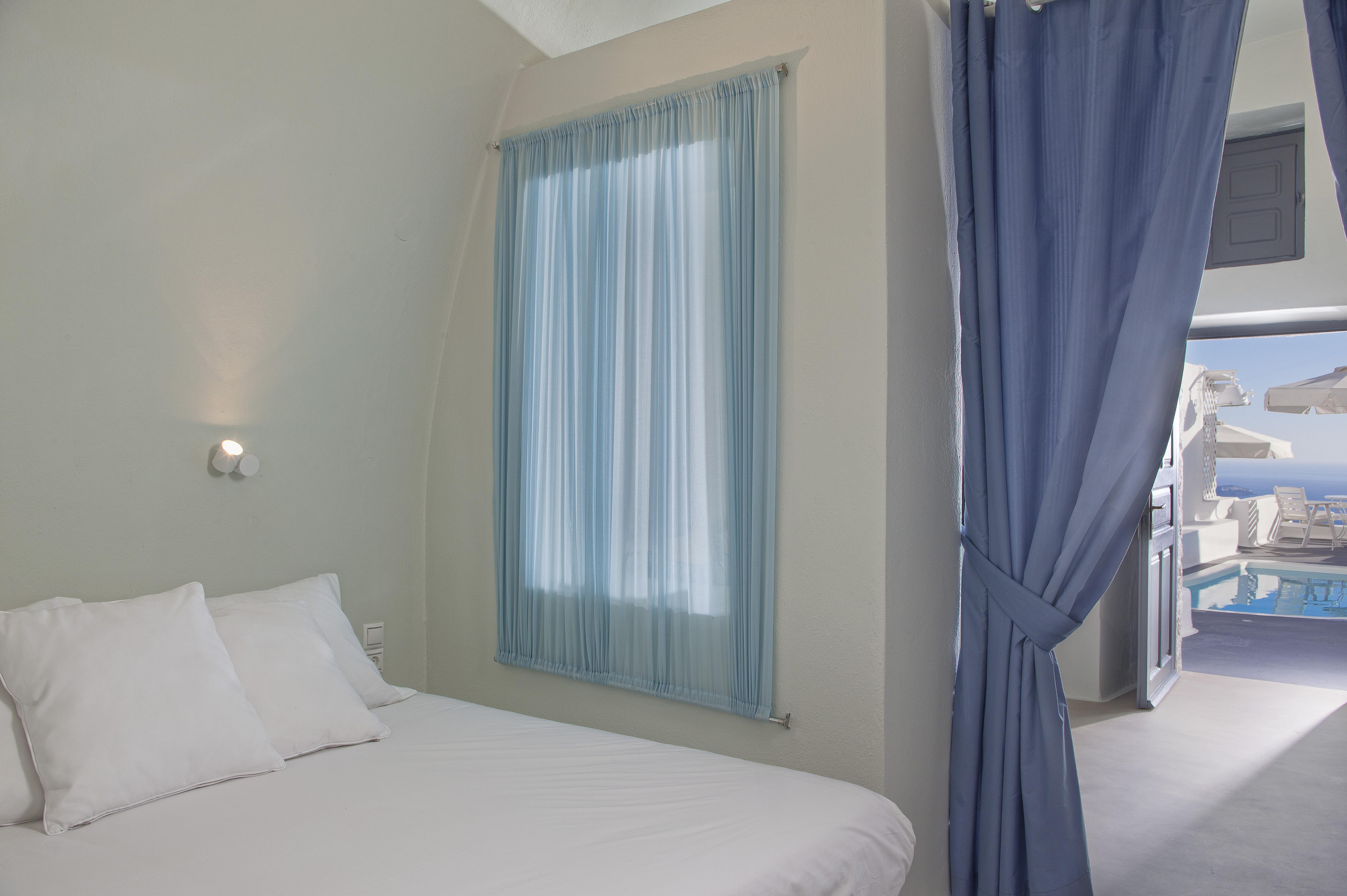 On The Rocks - Small Luxury Hotels Of The World (Adults Only) Imerovigli  Zewnętrze zdjęcie