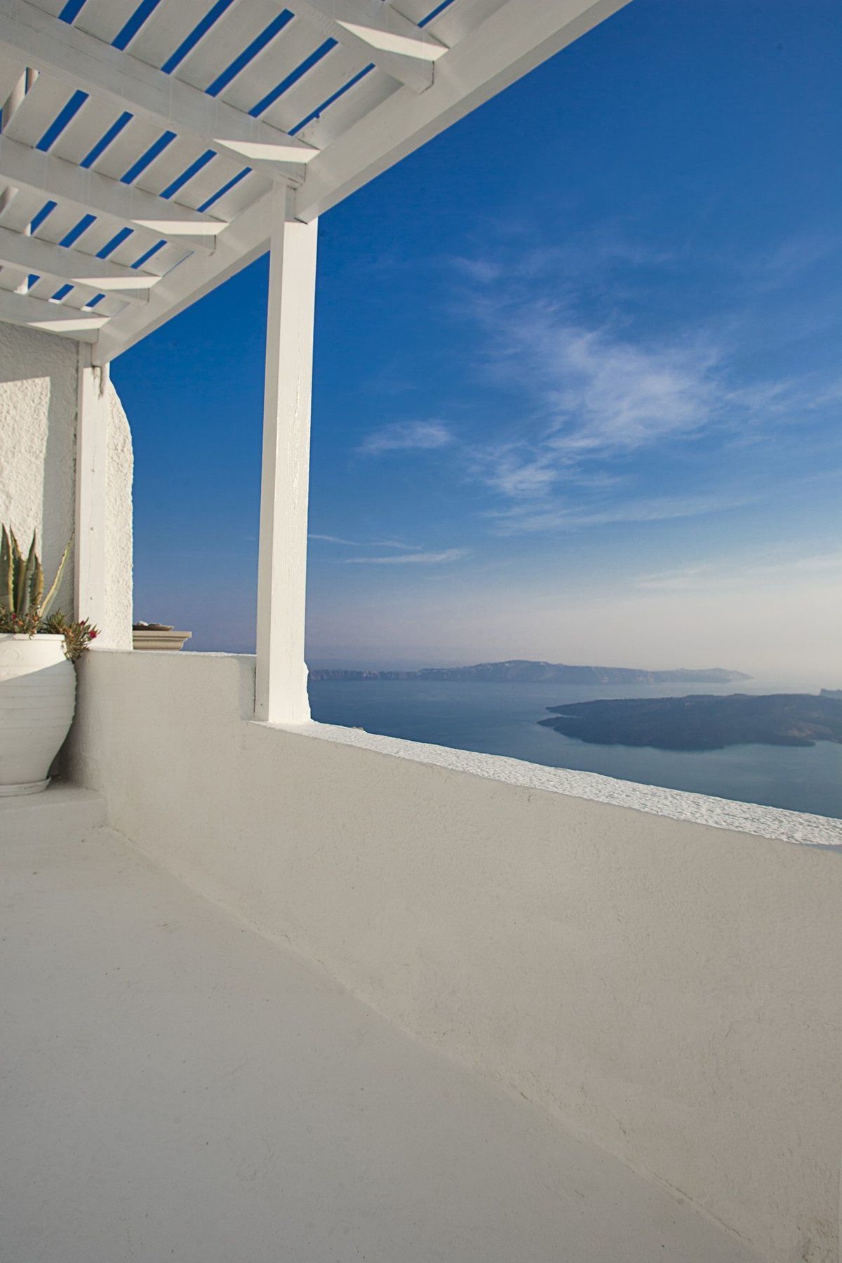On The Rocks - Small Luxury Hotels Of The World (Adults Only) Imerovigli  Zewnętrze zdjęcie